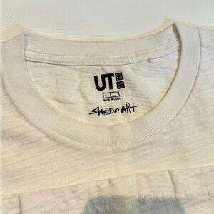 Uniqlo T-Shirt white in good condition